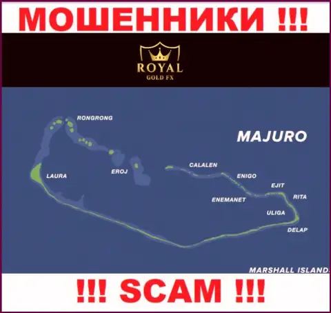 Избегайте совместного сотрудничества с internet-мошенниками РоялГолдФх, Majuro, Marshall Islands - их юридическое место регистрации